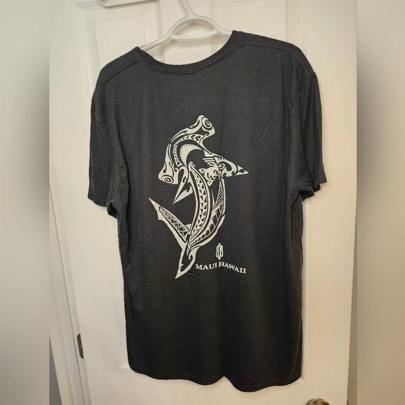 💥Sale💥808 Clothing Co. Maui Hawaii Unisex T-Shirt - Picture 1 of 3